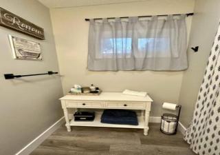 3 Bedroom Home, Walk to Lake Erie - Willoughby - 5