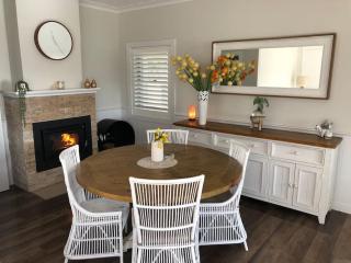 Armara Views - Orange - 8