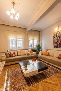 Stylish 1BR Near Taksim & Bosphorus Great Design - 1