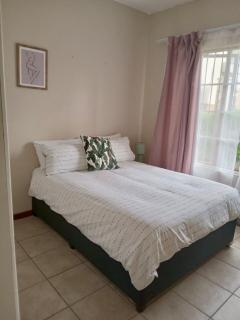 Oasis Villa - Sandton - 1