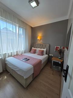 TAKSİM LİFE HOUSE - 9