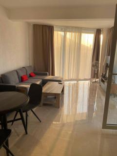 Apartment in Tivat for rent - Krasići - 0