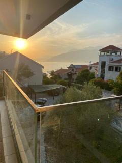 Apartment in Tivat for rent - Krasići - 3