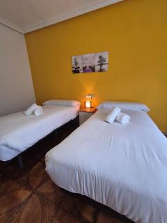 33A02 Amplio apartamento en Tuilla - Langreo - 1
