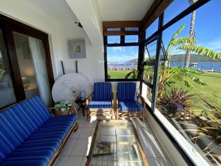 Laguna Waterfront Escape - Knysna - 8