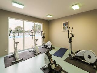 Holiday Home in France's Cozy Park - Talmont-Saint-Hilaire - 4