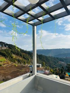 The Cozy Nook- 2BHK - 4