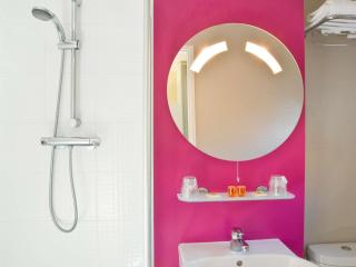 ibis Styles Lille Centre Gare Beffroi - Lille - 3
