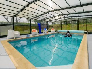 Peaceful Holiday Home in Plouguin with Indoor Pool - Plouguin - 1