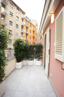Ezlin House -quattro passi dal mare - Savona - 9