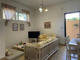 Paulina's Little House - 3