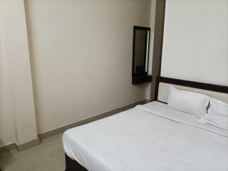 Hotel O R J Hotel - Phāphāmau - 3