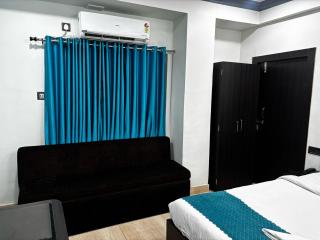 Collection O Mourigram Station Road - Calcutta - 1