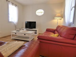 Inviting villa in Saint Paul trois Chateaux with pool - Saint-Paul-Trois-Châteaux - 6