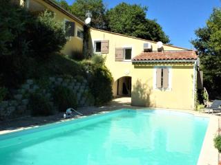 Inviting villa in Saint Paul trois Chateaux with pool - Saint-Paul-Trois-Châteaux - 9