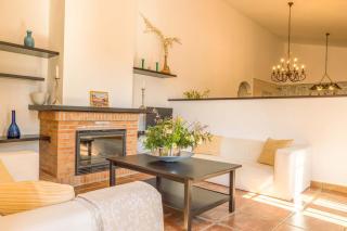 Cortijo Cantares by Rosas Cantares - Malaga - 9