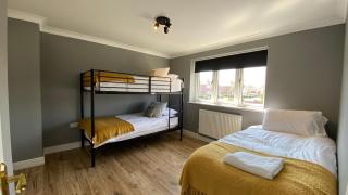 Ottery House - Westhampnett - 8