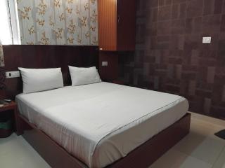 Townhouse Jawaharlal Nehru Stadium Chennai Central Formerly Akshaya Guest House - Chennai - 7