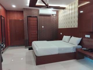 Townhouse Jawaharlal Nehru Stadium Chennai Central Formerly Akshaya Guest House - Chennai - 5