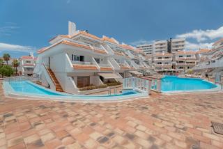 Serene Terrace And Pool - Playa de las Americas - 7