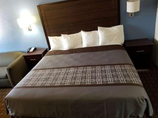 SureStay Hotel by Best Western Terrell - Terrell - 2