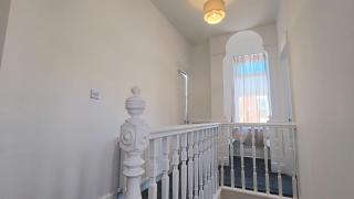 Mauve Modern 3-Bedroom Home in Newcastle - Elswick - 4
