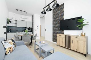 Modern Apartment Nadmorska in Mrzeżyno with Parking near the Sea by Noclegi Renters - Mrzeżyno - 0