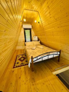 Wood Side - 8