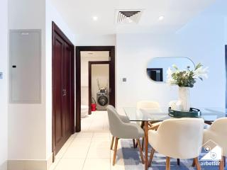 Luxury 2Bedroom with Terrace & Burj Khalifa view - Dubai - 3