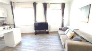 Enjoy this apartment, with two bedrooms - Sant Adrià de Besòs - 8