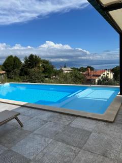 Luxury Apartment St Hedonist with Pool and Garden - 1