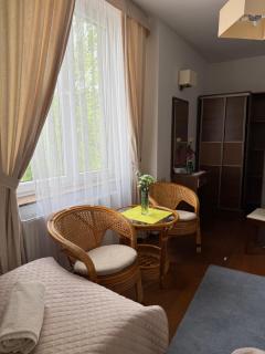 RESTAURACJA KAWIARNIA POKOJE do WYNAJĘCIA - Rymanów-Zdrój - 2