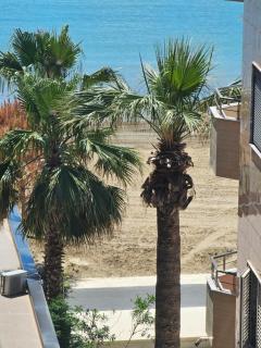 Bral Apartment 5 - Beachfront - Durazzo - 0