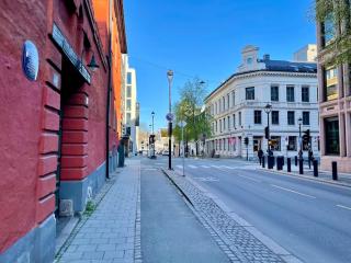 Stylish Urban Retreat 5 Min to Central Station - Oslo - 3