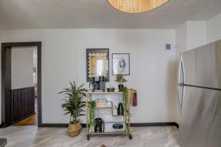 New 5BD Near UNL & DT | Poker Table & Games - Lincoln - 4