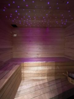 St Stephen Luxury Spa Residence - Budapest - 5