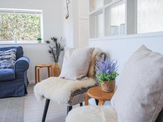 2 Rockmount - Salcombe - 5