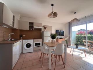 Apparemment RdC climatisé avec piscine, terrasse et parking - App 1502 - Gruissan - 8
