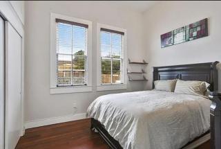 Funky Historic Home in Heart of the Action - New Orleans - 7