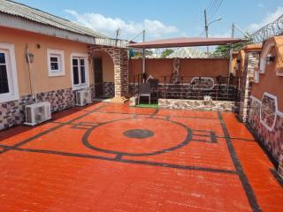 Luxury & Secured 3 Bedroom House with 24 Hours Solar Light - 7