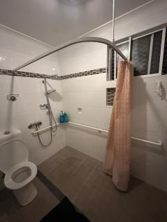 Peaceful Queen Room in Cozy Garden House - KV4 - Kellyville - 4