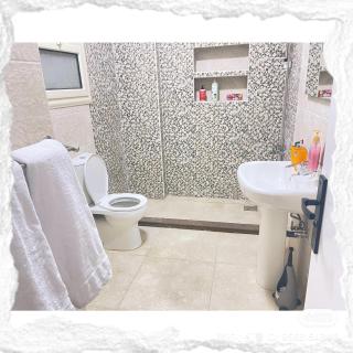 北京之夜华人民宿餐厅 chinese hotel - Banī Ghālib - 7