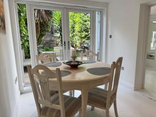 2 min walk to Portobello Road - Londra - 8