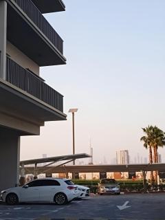 Brand New Studio 15 Mins Drive From Business Bay - Dubai - 9