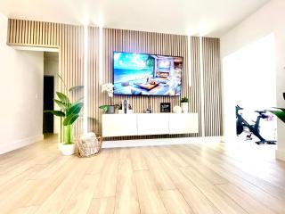 CasaMia Only 10 min to Wynwood with New Pool, Bikes, Parking and Privacy - Miami - 7