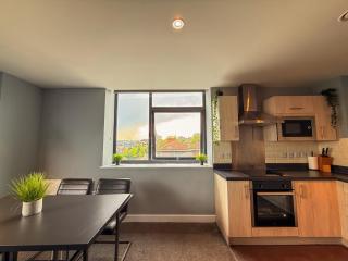 Modern Central Apartment with Views of the Quayside Sleep 8 Free Parking - Newcastle - 6