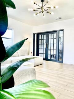 CasaMia Only 10 min to Wynwood with New Pool, Bikes, Parking and Privacy - Miami - 5