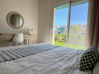 services apartment fouka bay 2 bedroom pool view SA-8A-G03 - Marsa Matruh - 2