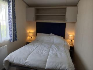 33 Unity Beach Holiday Resort Unity Brean - Centrally Located Pet Stays Free 8 birth - Brean - 1