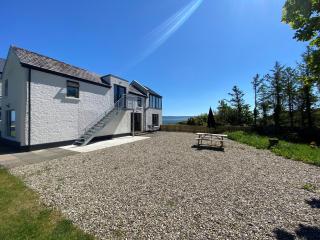 The Old Coach House, Sea View - Greencastle - 7